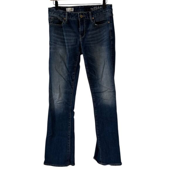 Curvy Flare Magic: Gap 1969 Blue Jeans for Effortless Vintage Vibes - Picture 1 of 7
